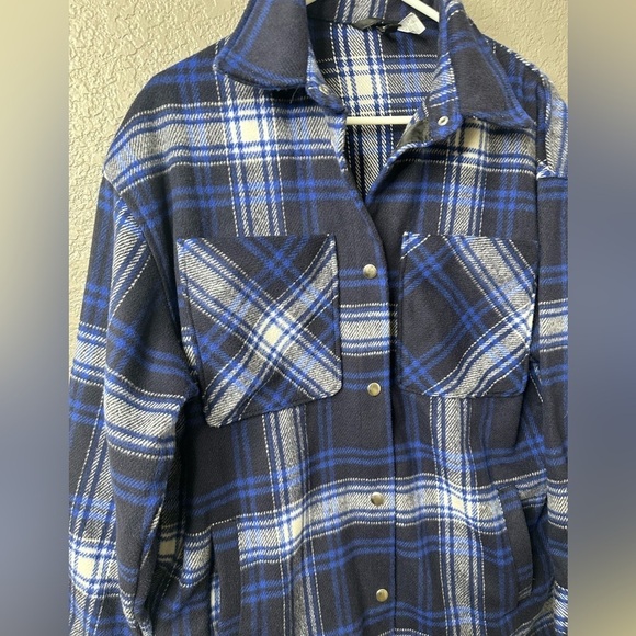 H&M‎ Divided Blue Plaid Oversized Shacket Jacket Shirt Size Small - Picture 7 of 7